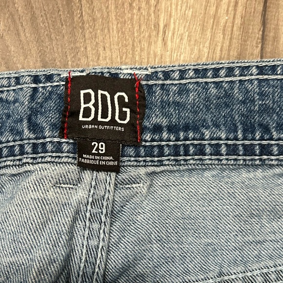 BDG Relaxed Blue Jeans with Distressed Look - Picture 3 of 8